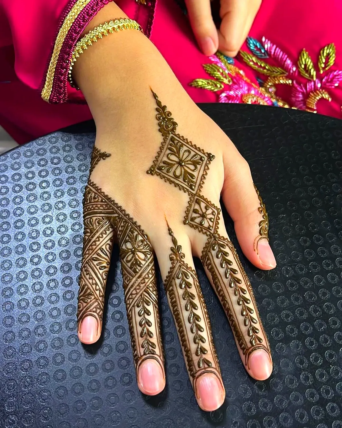 mehandi design heena design 4