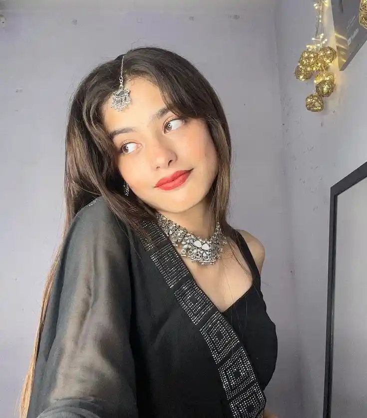 romantic images for whatsapp dp