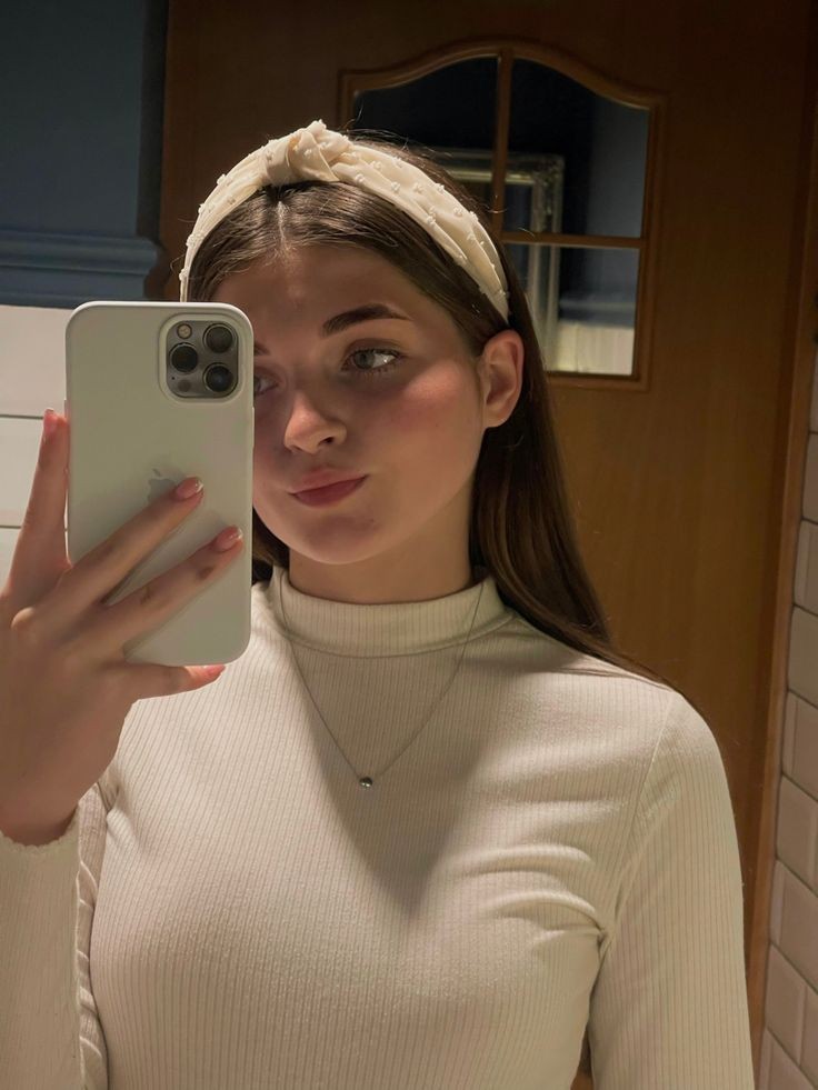 cute small girl images hd