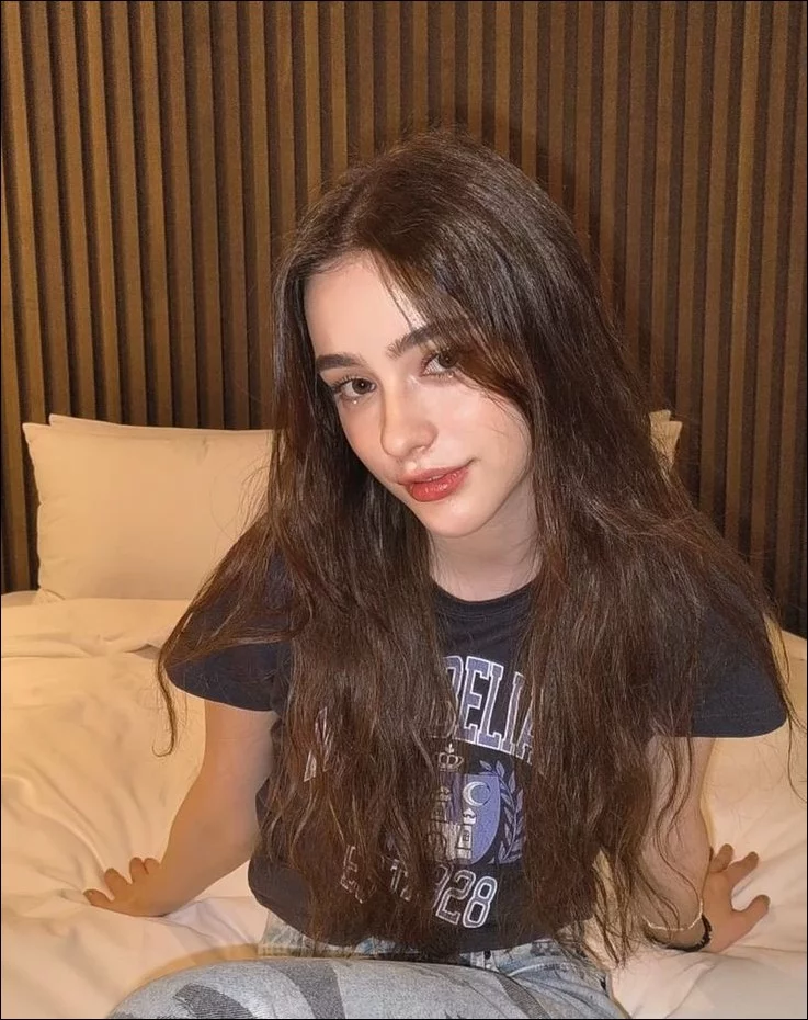 cute girl images baby