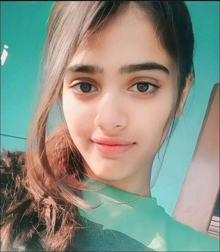 cute chashmish girl image