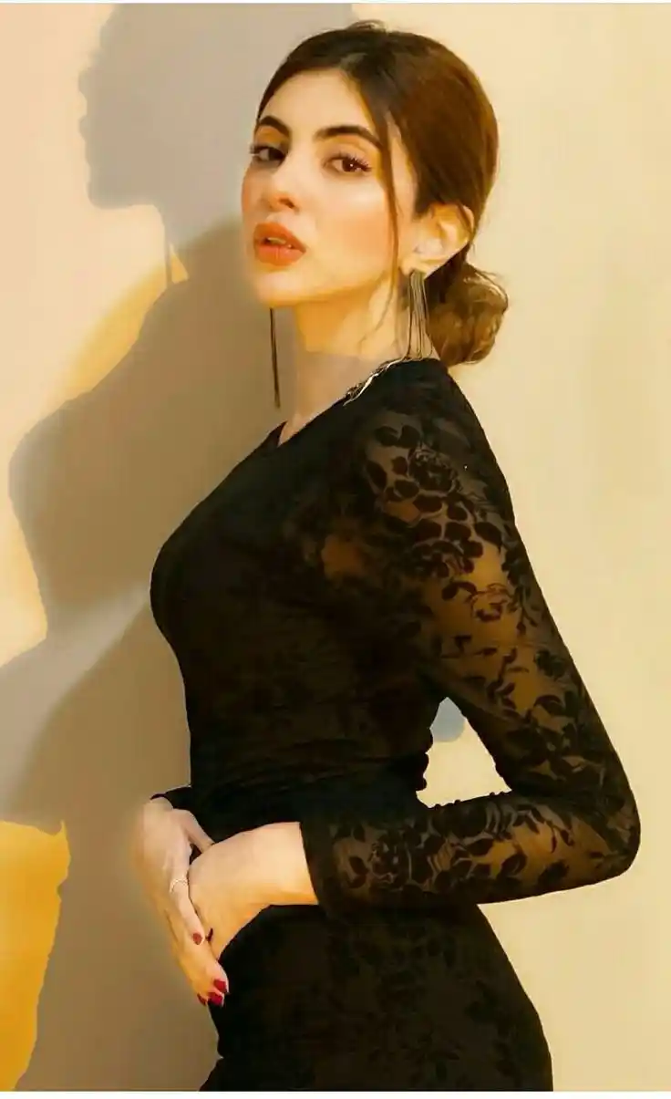 simple cute girl image