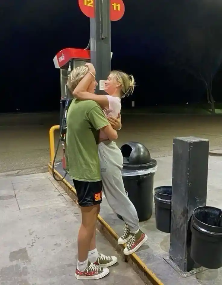 hot good night image