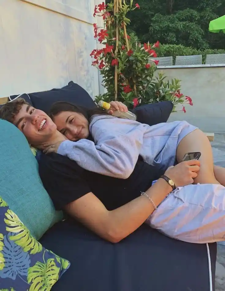 cute love dp pic instagram 72