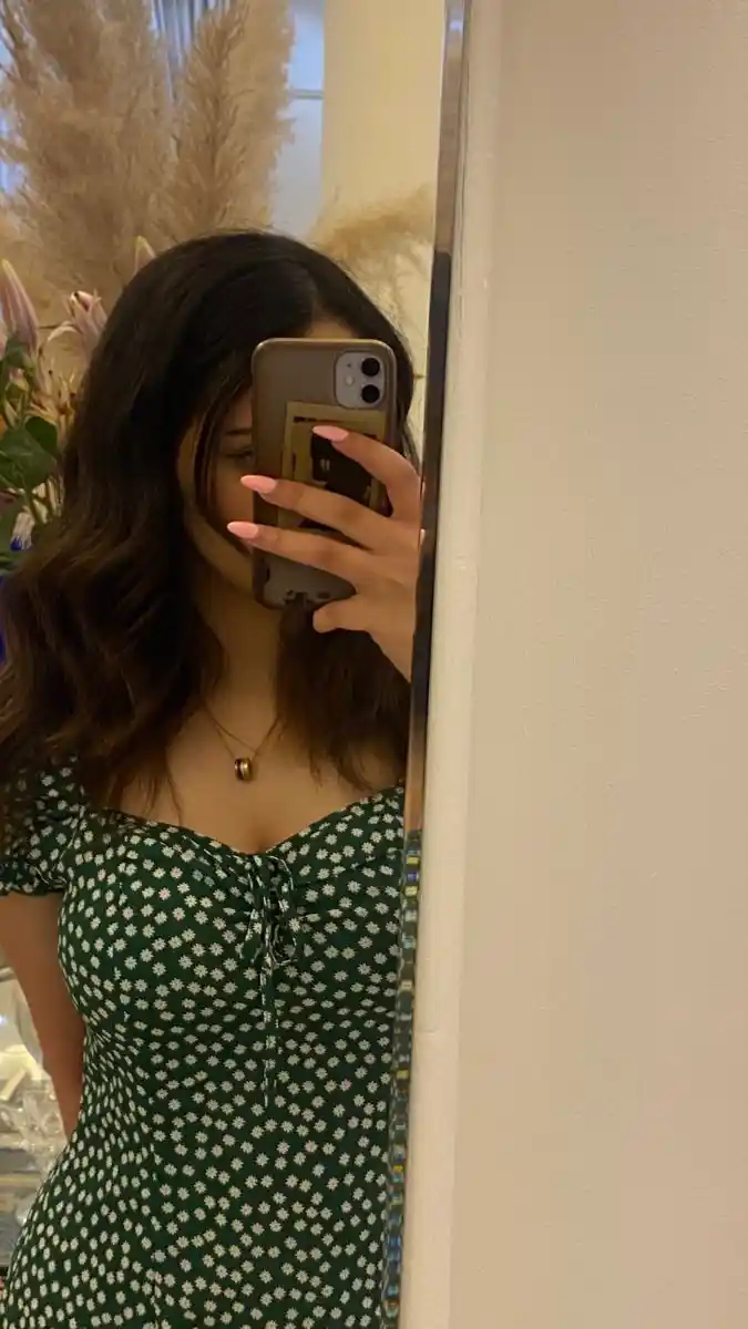 whatsapp dp girl image