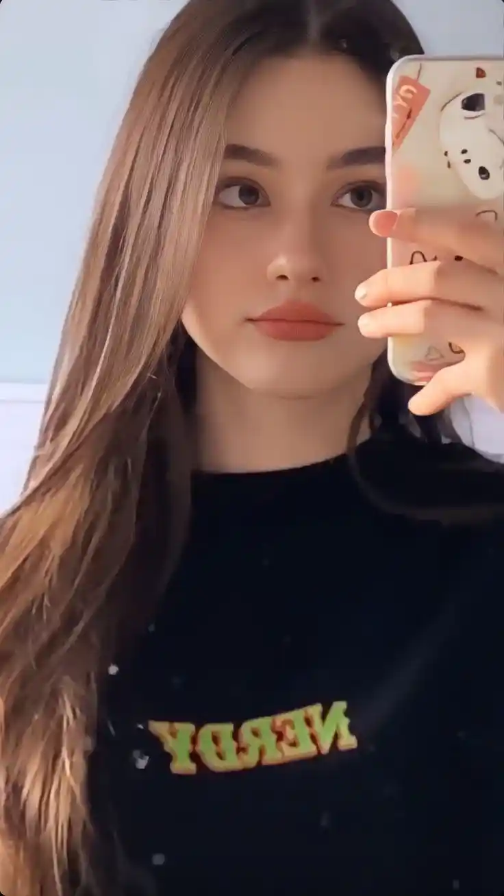 whatsapp dp girl image