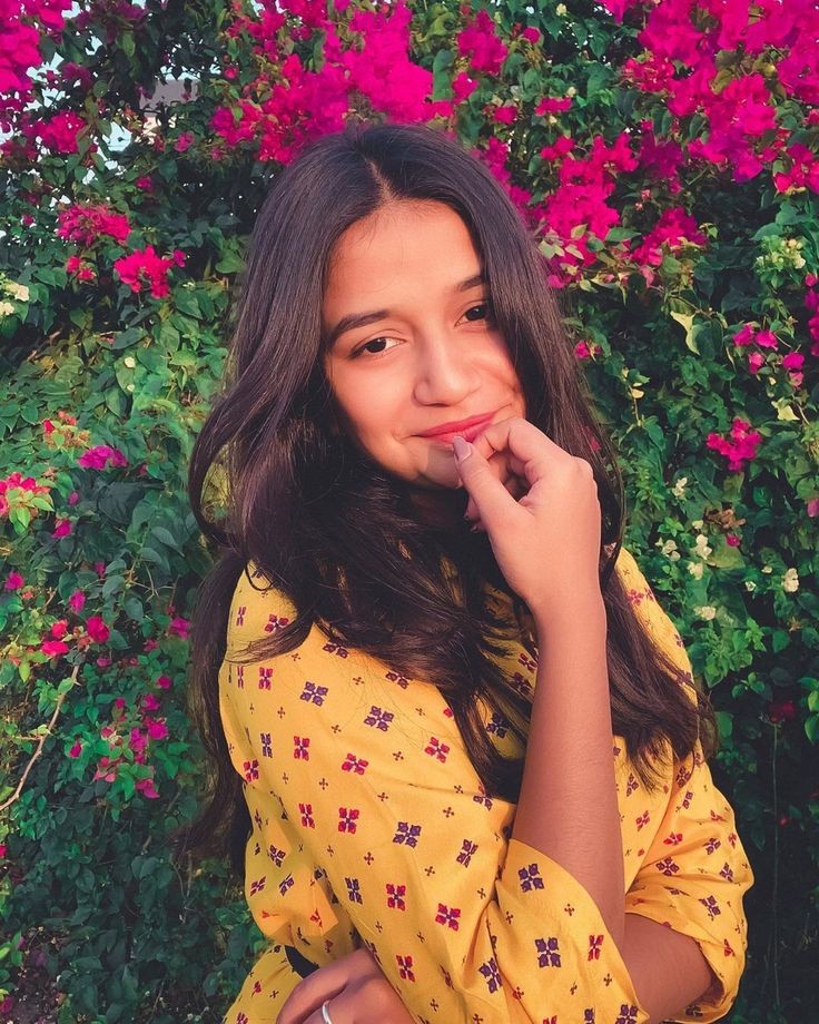 cute girl friendship images