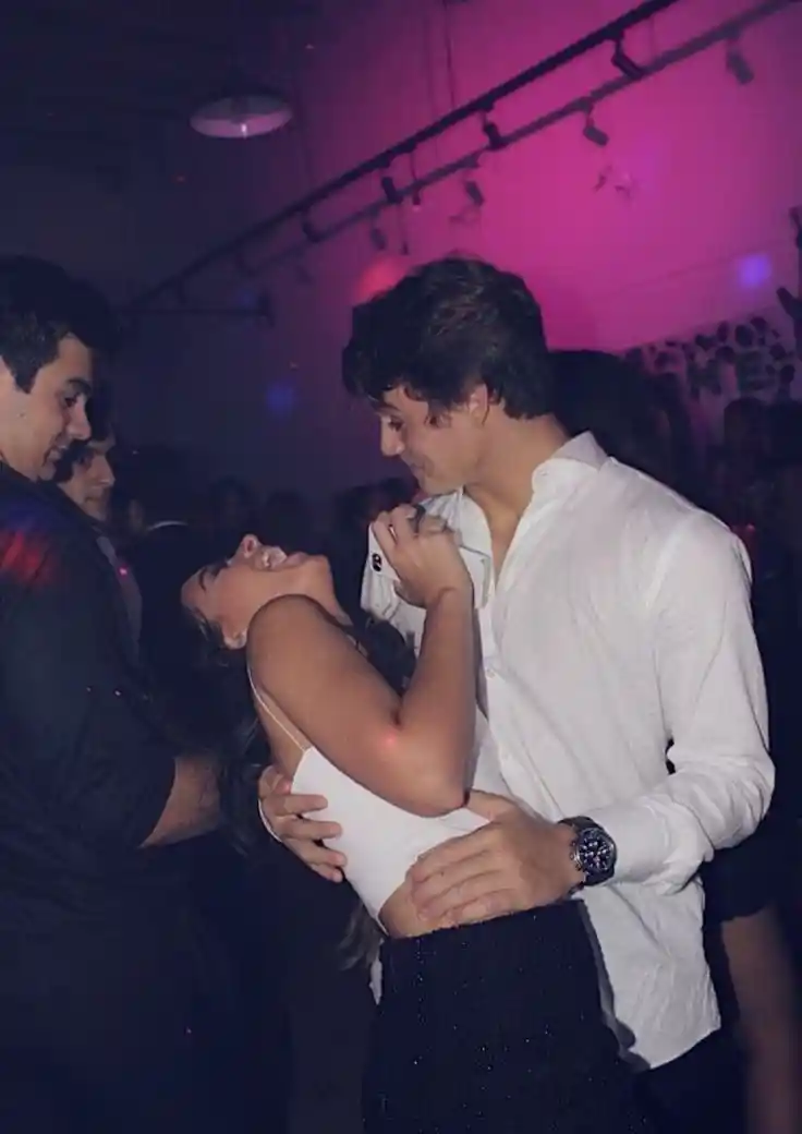 love sad images tamil