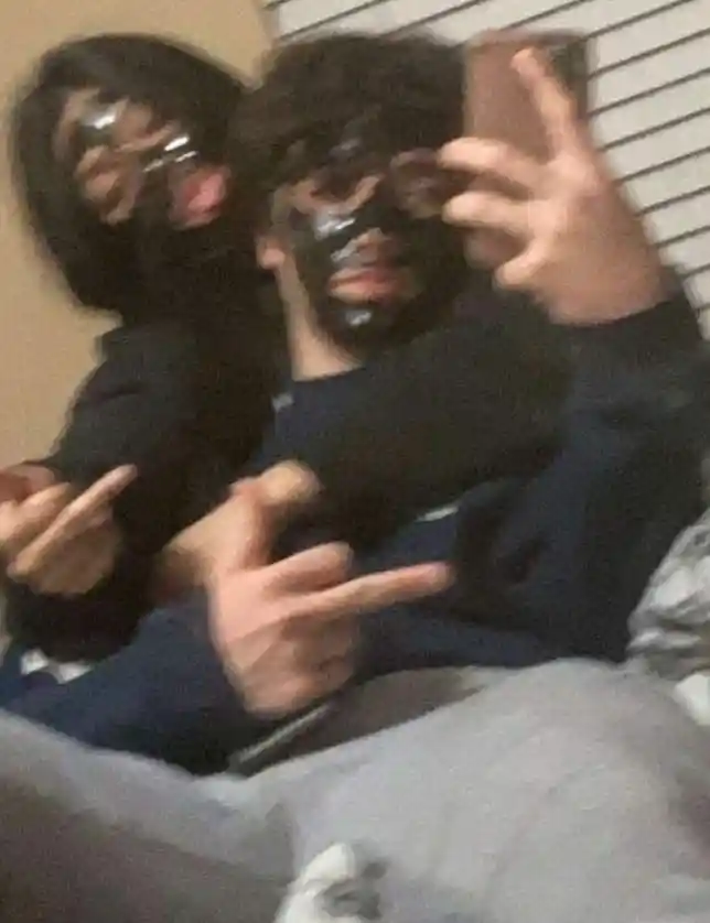 lovely kissing good morning images