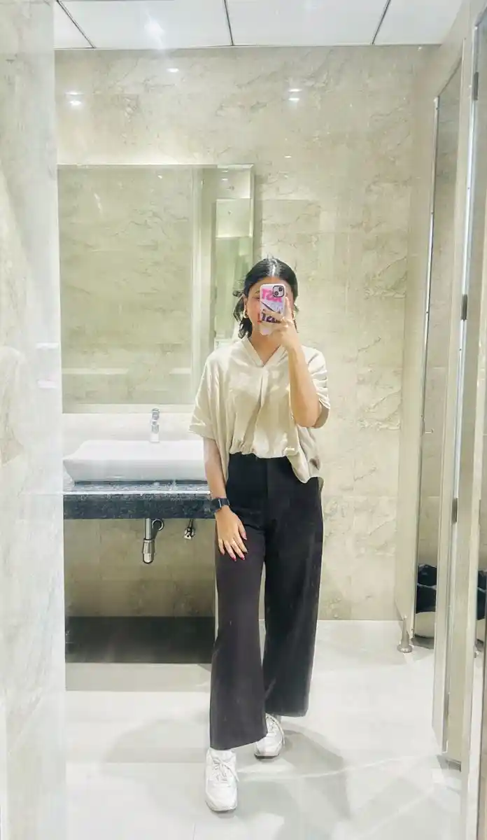 mirror hijab girl dp 55