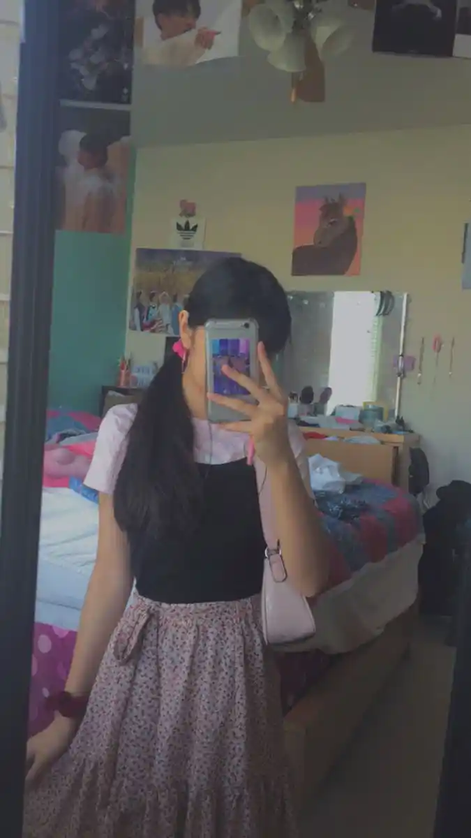 mirror selfie girl pic 92