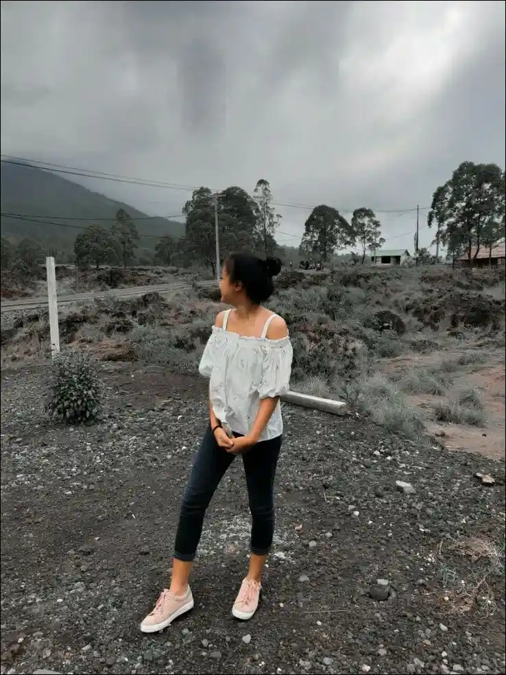 beautiful girl images for whatsapp dp