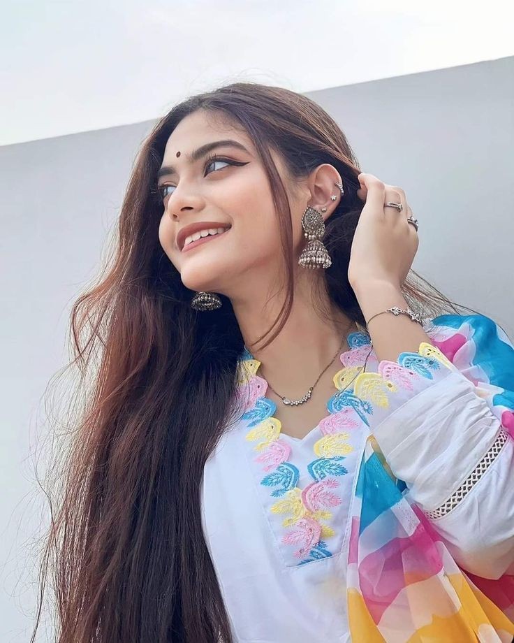 cute small girl images hd