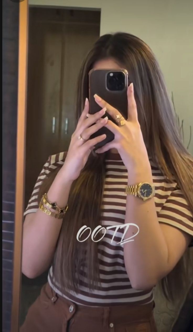 cute images of lonely girl