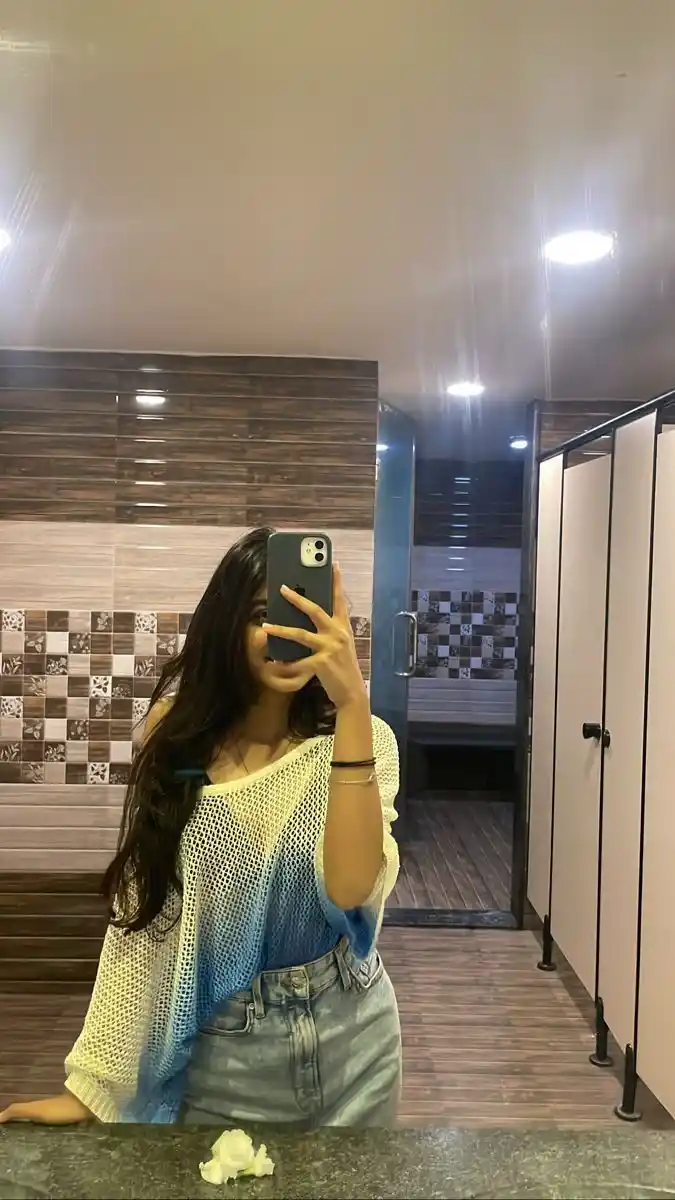 girl whatsapp dp image