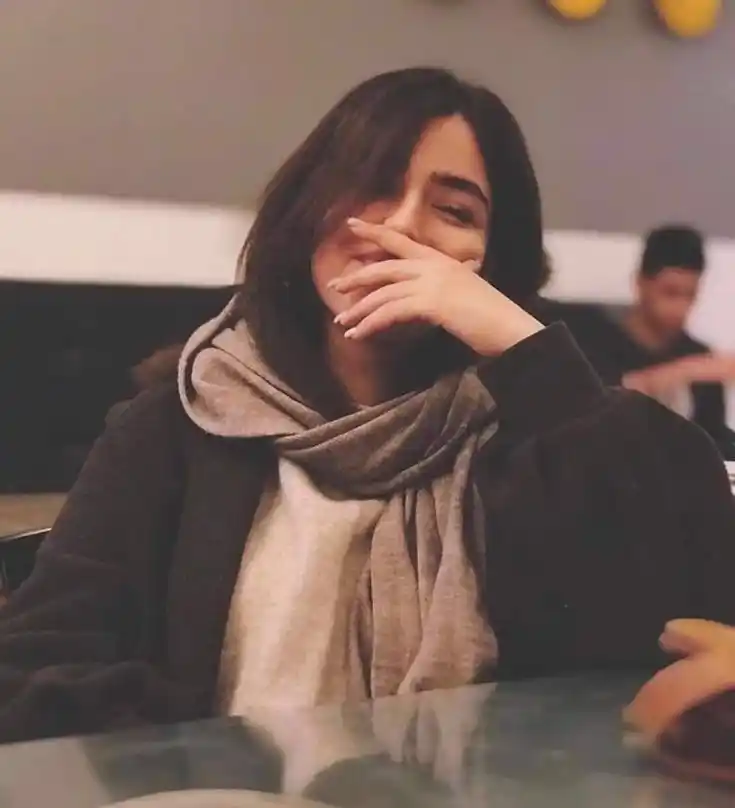 hidden face cute girl images