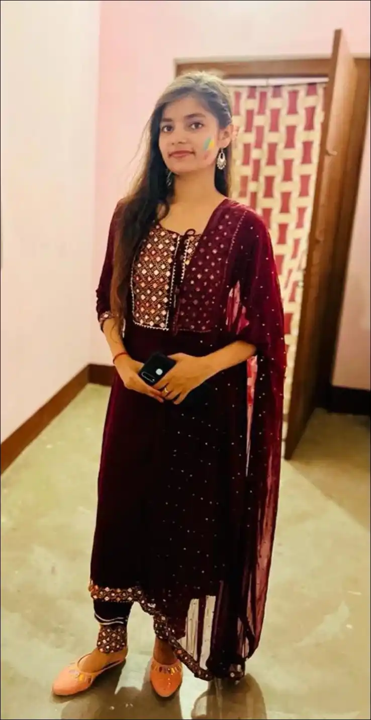 lonely girl images for whatsapp dp