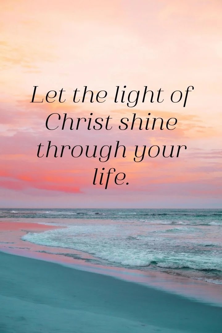 jesus glowing light wallpaper